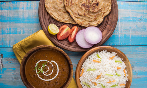 Easy Punjabi Recipes: पंजाबी खाने के शौकीन हैं तो ट्राई करें ये 5 स्वादिष्ट पॉपुलर रेसिपी