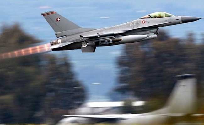 Danish Warplanes Drop First Bombs Against ISIS In Syria