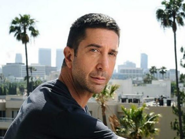 Why David Schwimmer Turned Down Will Smith's Role in <I>Men In Black</i>