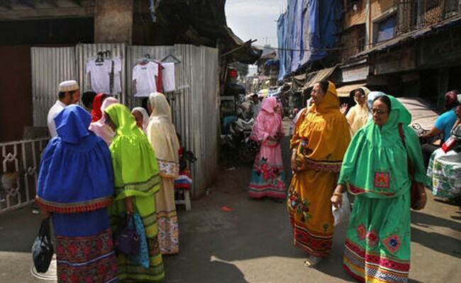 दाऊदी बोहरा समुदाय के नेता में नहीं होगा कोई बदलाव, बोम्बे हाई कोर्ट ने खारिज की याचिका दाऊदी बोहरा समुदाय के नेता में नहीं होगा कोई बदलाव, बोम्बे हाई कोर्ट ने खारिज की याचिका
