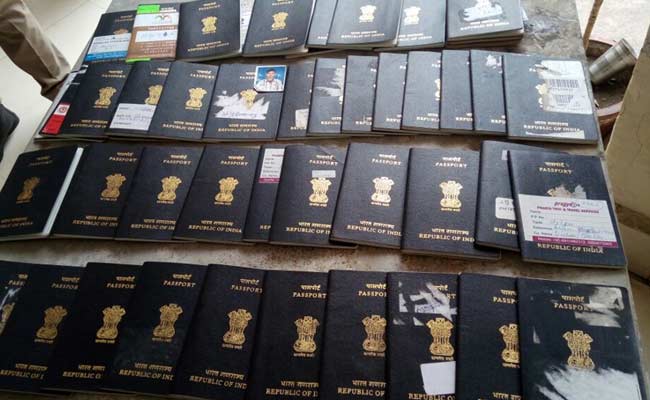 सौतेले पिता के नाम के साथ बच्चे को जारी किया जा सकता है पासपोर्ट