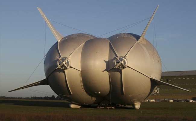 'Flying Bum' Edges Out Of Hangar Before Debut Flight