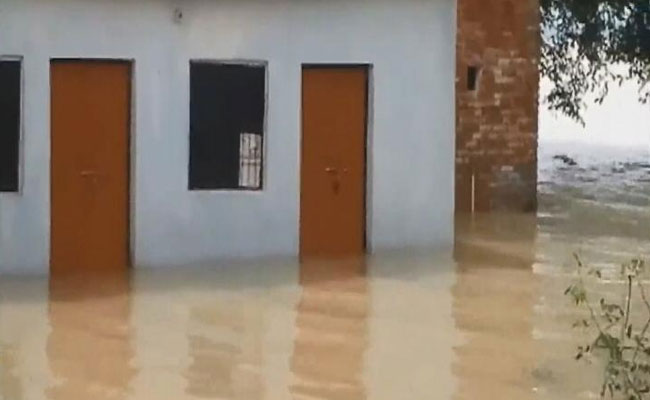 Ganga Flows Above Danger Mark In UP; Allahabad, Varanasi Flooded