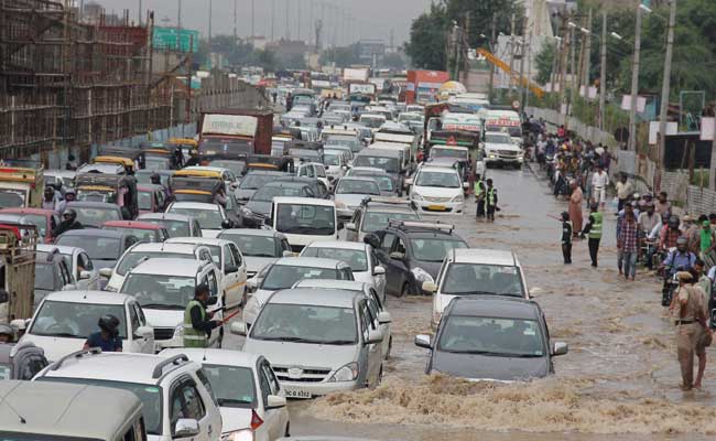 Heavy Rain Causes Rush Hour Chaos In Delhi, Gurgaon, Hyderabad