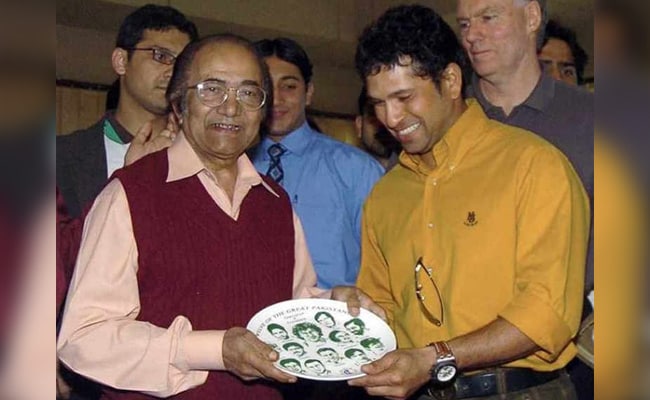 पूर्व पाकिस्तानी टेस्ट क्रिकेटर हनीफ मोहम्मद का लंबी बीमारी के बाद निधन