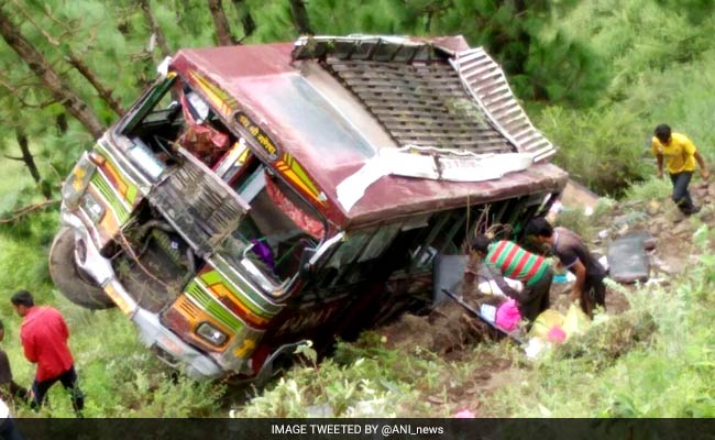 30 Injured As Bus Falls Into Gorge In Himachal's Mandi