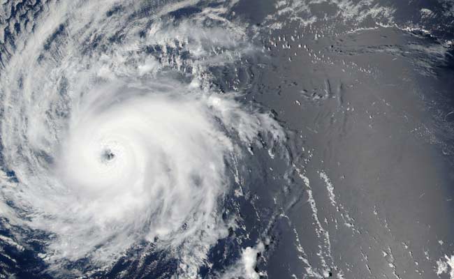 Hurricane Lester Tears Across Pacific
