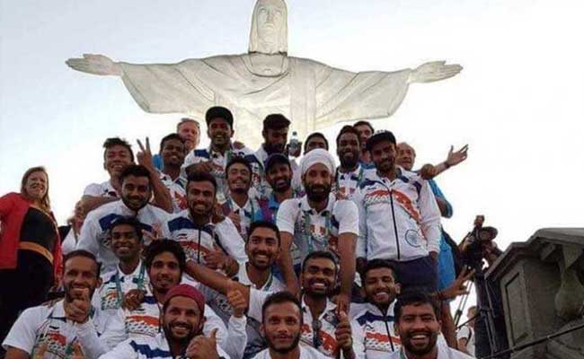 रियो : 'भारतीय दूतावास में केवल मूंगफली दी गई, हमें भूखे पेट लौटना पड़ा'- हॉकी खिलाड़ी