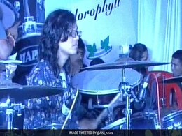 Indore Woman Breaks World Record For Longest Drumming Session Indore Woman Breaks World Record For Longest Drumming Session