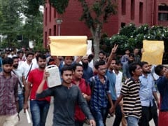 Jamia Millia Islamia Students Protesting Police 'Raids' Call Off Agitation