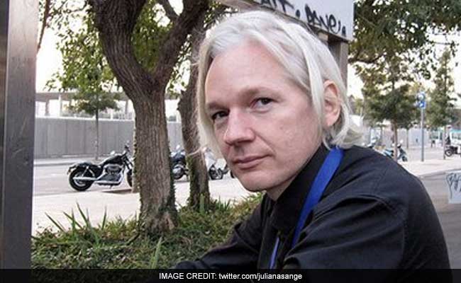 Ecuador Says Will Let Sweden Interview Julian Assange In London