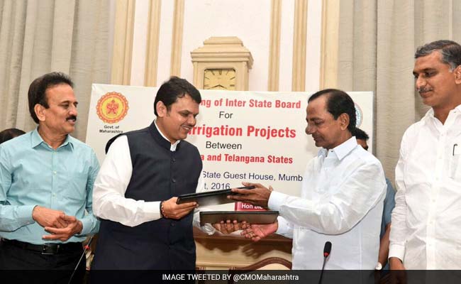 Telangana, Maharashtra Sign Agreement On Godavari Projects