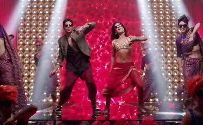 पंजाब पुलिस के जवान ने 26 साल पहले लिखा था फिल्म 'बार बार देखो' का 'काला चश्मा' गाना पंजाब पुलिस के जवान ने 26 साल पहले लिखा था फिल्म 'बार बार देखो' का 'काला चश्मा' गाना