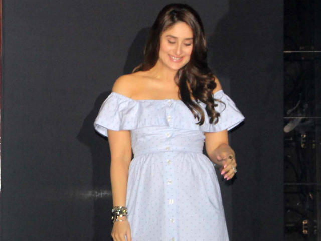 You May See Mom-To-Be Kareena Walk the Ramp at Lakme Fashion Week