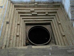 करकोटक नाग तीर्थ : क्या वाकई में पाताल और नागलोक को जाता है यहां का कुआं करकोटक नाग तीर्थ : क्या वाकई में पाताल और नागलोक को जाता है यहां का कुआं