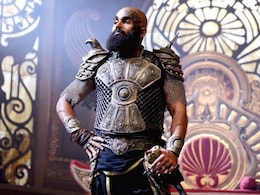 Karthi Reveals What Surprised Team <I>Kaashmora</i> When <I>Baahubali</i> Released Karthi Reveals What Surprised Team <I>Kaashmora</i> When <I>Baahubali</i> Released