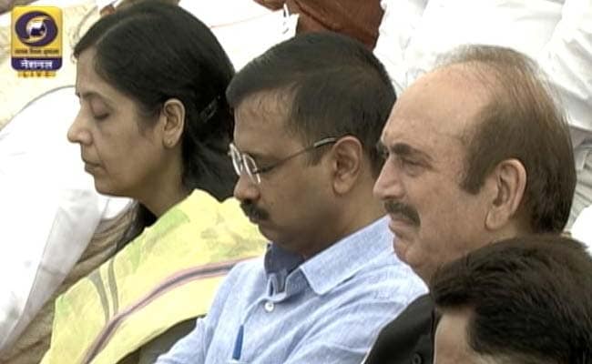 Present But Not Listening: Arvind Kejriwal Dozes During PM Modi's Speech