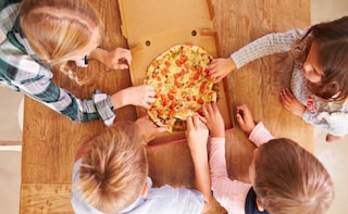 Food Advertisements May Work on Children's Brains