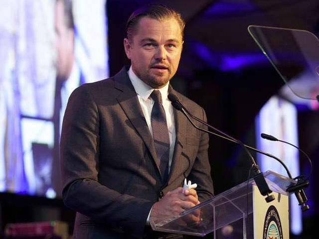 Leonardo DiCaprio to Host Hillary Clinton for Fundraiser