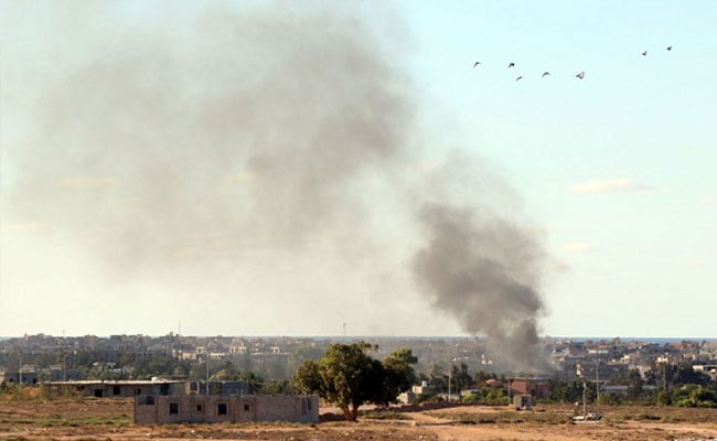 Libyan Forces Push Sirte Advance Backed By US Strikes