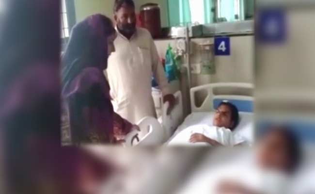'Are You Angry With Me?' Mehbooba Mufti Asks Girl Blinded by Pellets