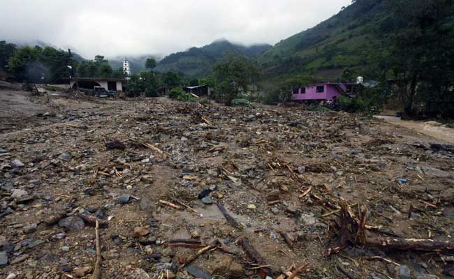Mexico Hunts For Missing After Landslides Kill 41