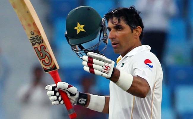 पाकिस्तान के टेस्‍ट कप्तान मिस्बाह उल हक़ का नया रिकॉर्ड, धोनी-गांगुली को पीछे छोड़ा
