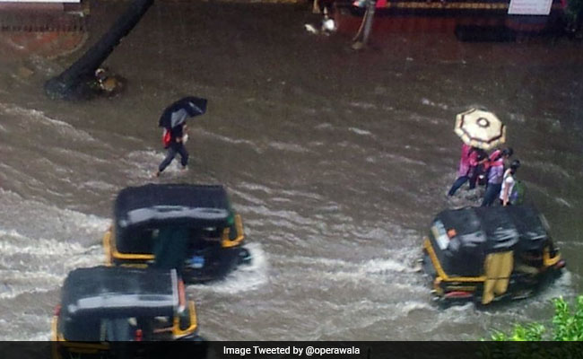 Heavy Rain In Mumbai; Road, Rail, Air Traffic Hit