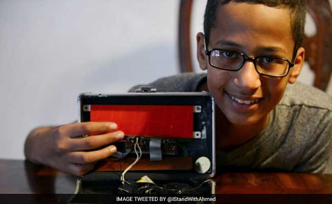 Family Of Muslim Student Suspended For Homemade Clock Sues School