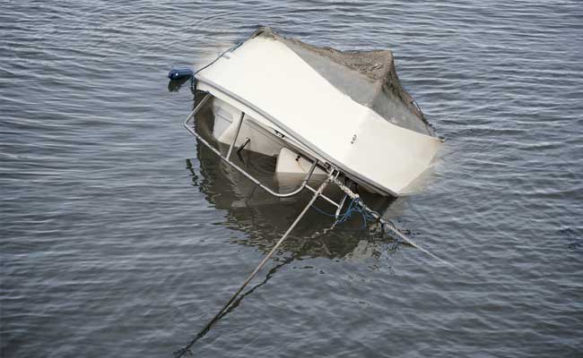 3 Dead, 5 Missing After Boat Capsizes In Bihar 3 Dead, 5 Missing After Boat Capsizes In Bihar