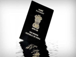 पासपोर्ट में पिता के नाम का उल्लेख करने पर जोर नहीं दे सकते अधिकारी : हाईकोर्ट पासपोर्ट में पिता के नाम का उल्लेख करने पर जोर नहीं दे सकते अधिकारी : हाईकोर्ट