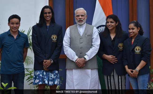 रियो ओलिंपिक के चैंपियन खिलाड़ियों ने की प्रधानमंत्री नरेंद्र मोदी से मुलाकात