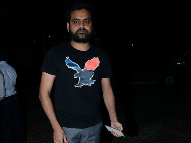 Not Approached For <i>Guntur Talkies</i> Sequel, Says Praveen Sattaru