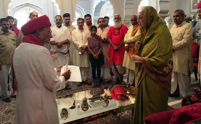 Jaipur Rajmata Steps Into Raj Mahal Palace Row With Appeal To Community