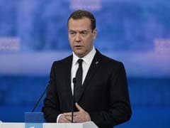 168,000 Ink Petition Demanding Russia PM Dmitry Medvedev's Resignation