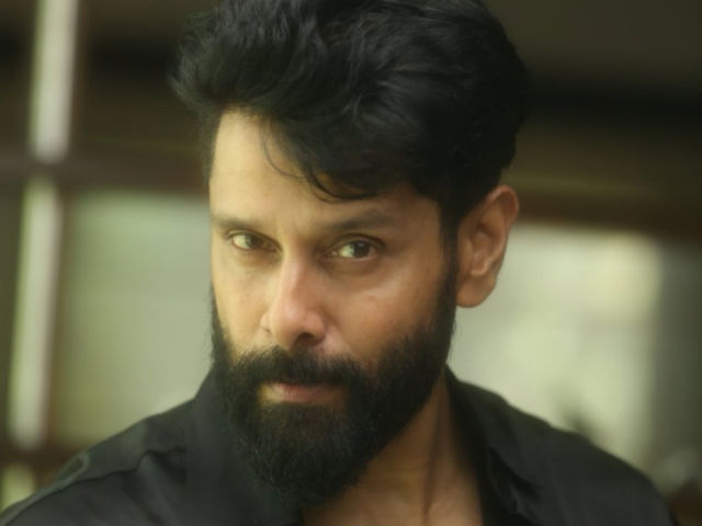 This is When Vikram Will Start Shooting For <I>Saamy 2</i>