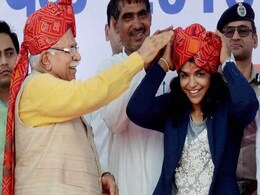 ''पंद्रह किमी चलकर म्हारे हरियाणा की बेटी साक्षी को देखने आए'' ''पंद्रह किमी चलकर म्हारे हरियाणा की बेटी साक्षी को देखने आए''