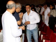 Salman Khan's Emotional Farewell to Rajjat Barjatya