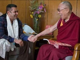 When Salman Khan and Iulia Vantur Met Dalai Lama in Ladakh When Salman Khan and Iulia Vantur Met Dalai Lama in Ladakh
