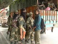 कश्मीर घाटी के कुछ जिलों में 48वें दिन भी कर्फ्यू, प्रतिबंध जारी
