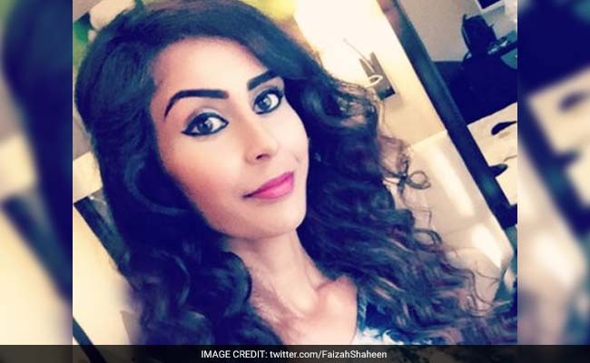 UK Muslim Woman Detained For Reading Syria Art Book On Plane