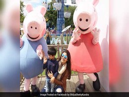 बेहद सख्त मां हैं शिल्पा शेट्टी कुंद्रा, चार साल के बेटे को नहीं देतीं टीवी देखने की इजाजत बेहद सख्त मां हैं शिल्पा शेट्टी कुंद्रा, चार साल के बेटे को नहीं देतीं टीवी देखने की इजाजत