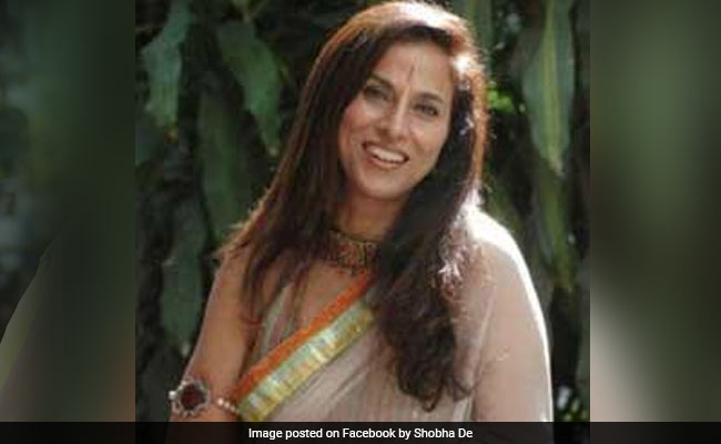 शोभा डे ने सुषमा स्वराज को दी 'सलाह' जिस पर ट्विटर ने कहा 'ट्वीट ऐसा करो जो शोभा दे!'