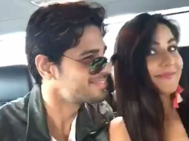 Seen Katrina and Sidharth Dubsmashing Vintage <i>Baar Baar Dekho</i> Yet?