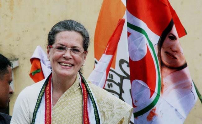 Sonia Gandhi Meets Lok Sabha Speaker Sumitra Mahajan