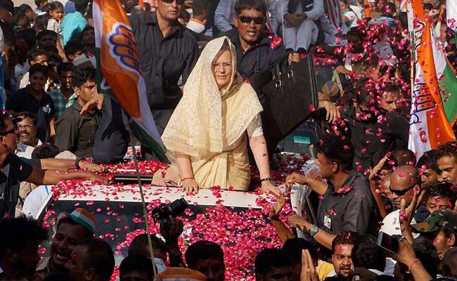 sonia gandhi varanasi roadshow