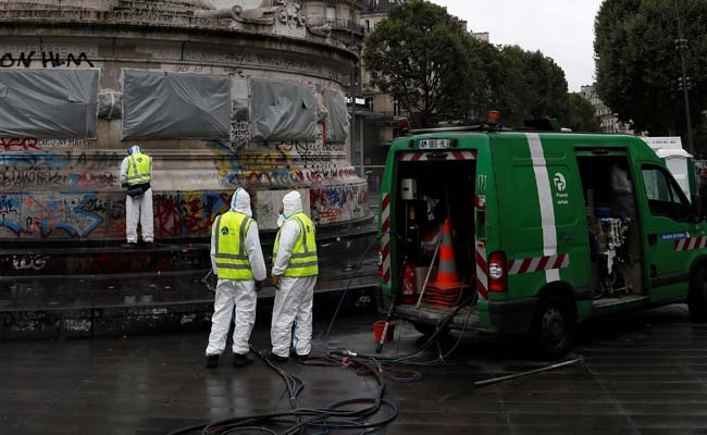Worn Down By Terror Grief: Paris Cleans Symbolic Statue