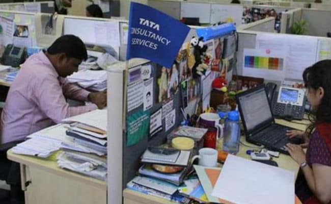 TCS Reports Net Profit Of Rs 5,945 Crore In Q1