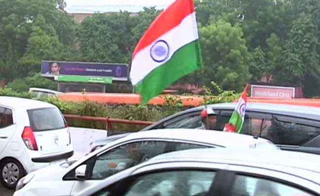 जश्न-ए-आजादी और स्मृतियों की सेल्फी