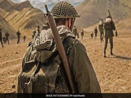 कबीर खान ने 'जारी' की 'ट्यूबलाइट' की पहली तस्वीर, लेकिन क्या यह फौजी सलमान खान है...? कबीर खान ने 'जारी' की 'ट्यूबलाइट' की पहली तस्वीर, लेकिन क्या यह फौजी सलमान खान है...?